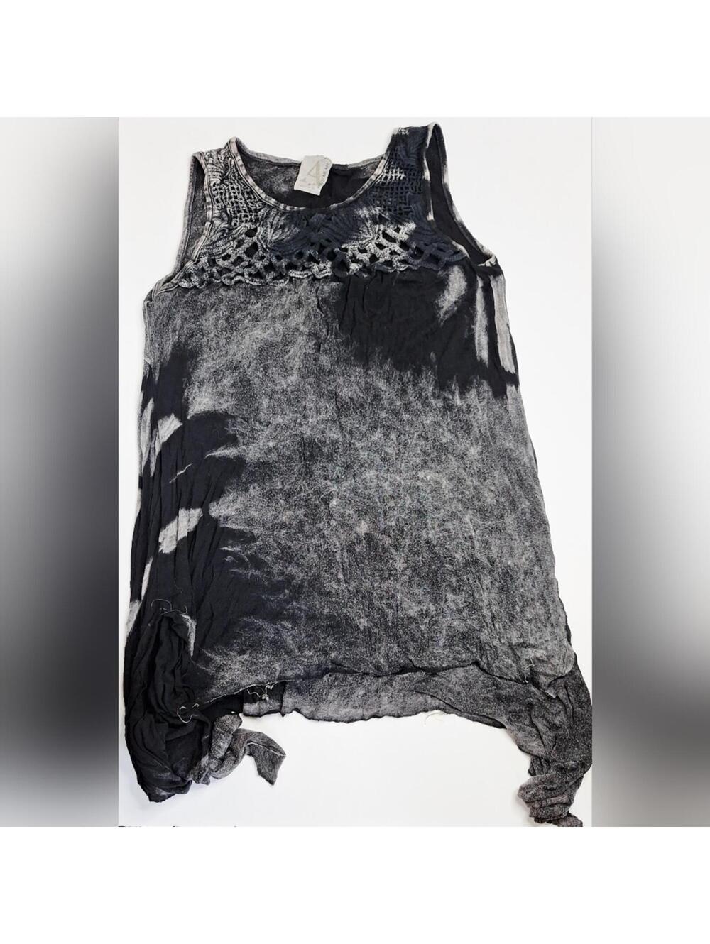 American Age Black and Gray Tank Top